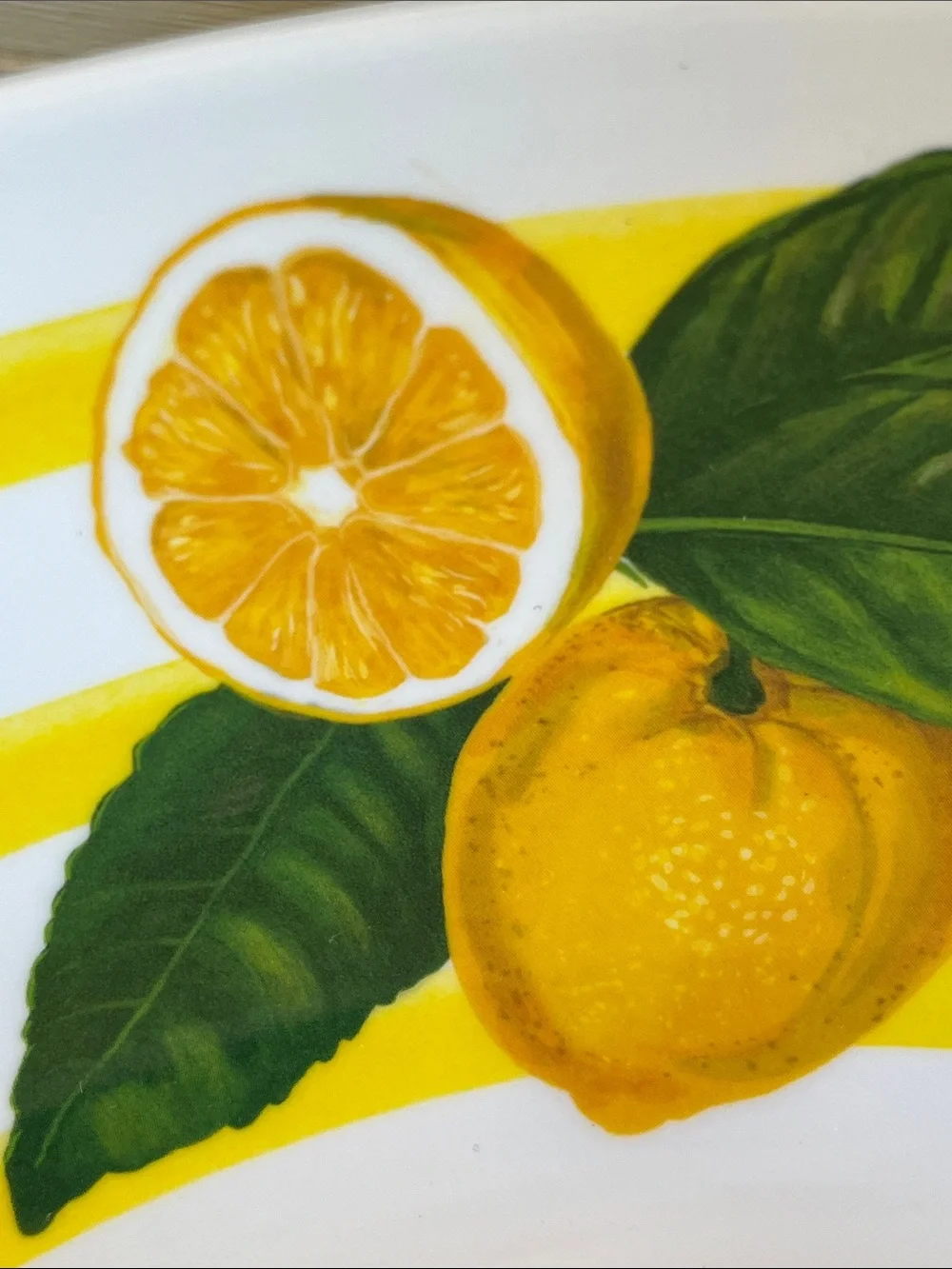 NWT Lemon Melamine Serving Bowls – Bright Yellow (Set of 2)